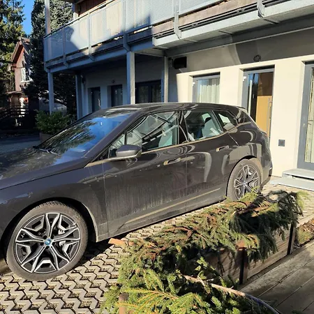 Lägenhet Luxusni 22 - Novostavba V Samotnem Srdci Harrachova - Privatni Parkovani Zdarma U Vlastniho Venkovniho Posezeni - 150 M Od Sjezdovky - Smart Tv - Wifi - Satelit Harrachov